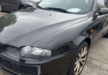 Alfa Romeo 147 235.000 km 999 &euro; Murr 71711
