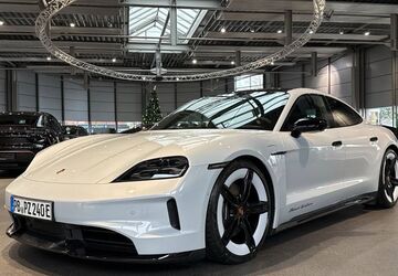 Porsche Taycan 7.900 km 119.890 &euro; Paderborn 33100
