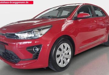 Kia Rio 28.378 km 16.490 &euro; Neubrandenburg 17036