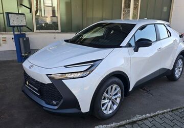 Toyota C-HR 1.050 km 28.680 &euro; Betzdorf 57518