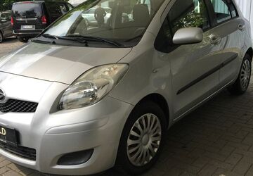 Daihatsu Charade 129.599 km 4.980 &euro; Berlin 10315