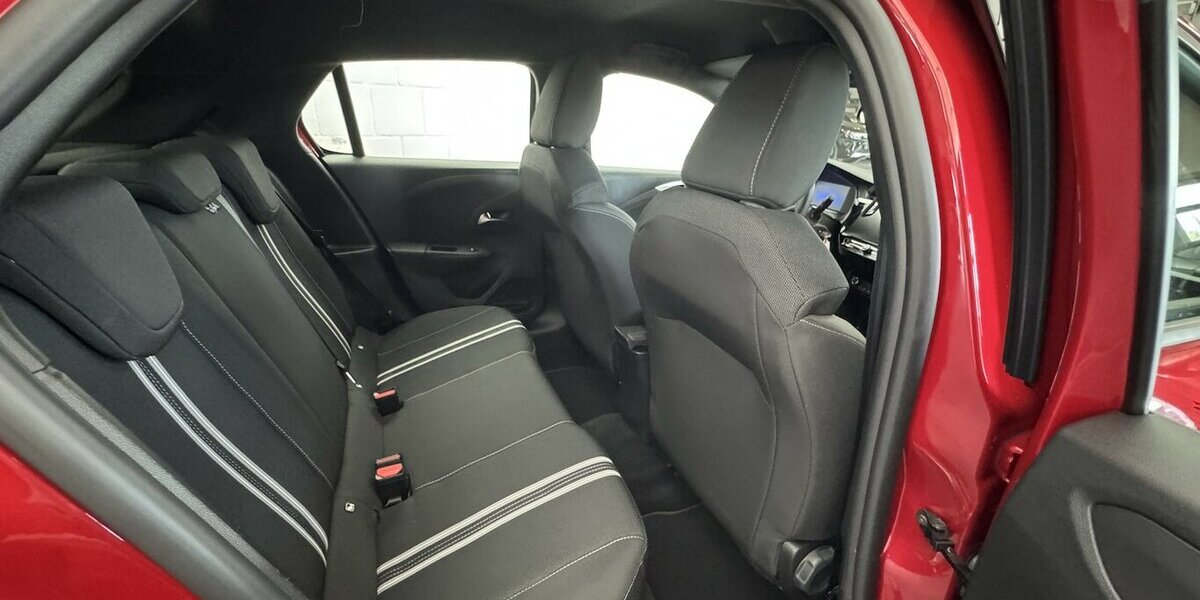 Opel Corsa 1.2 Turbo GS Sitz+Lekradheizung 11.700 km 15.270 &euro; Lich 35423