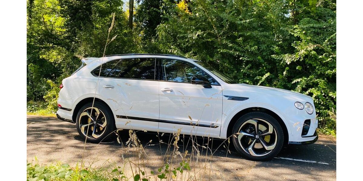 Bentley Bentayga 15.600 km 199.900 &euro; Köln 50858