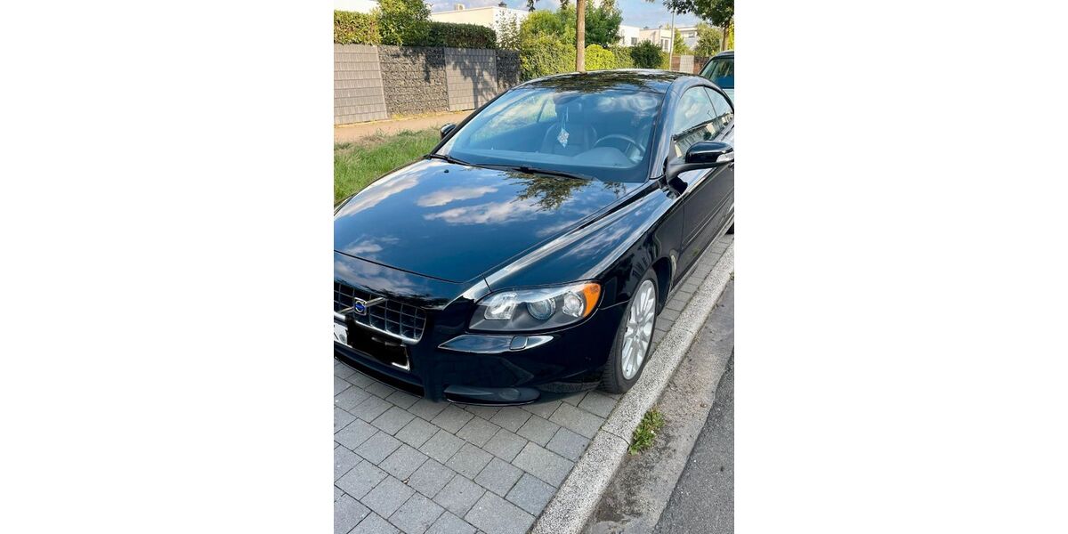 Volvo C70 73.600 km 15.900 &euro; Köln 50859