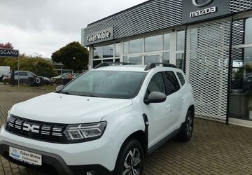 Dacia Duster 8.374 km 20.990 &euro; Aschersleben 06449