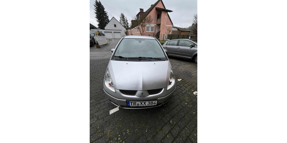 Mitsubishi Colt 102.000 km 1.250 &euro; Trier 54290