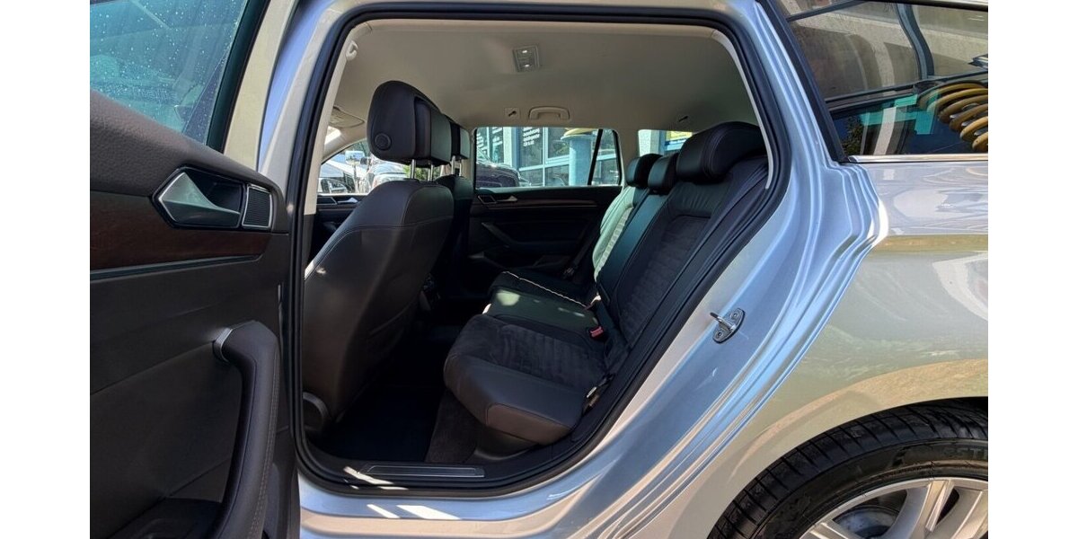 VW Passat Variant 2.0 TDI DSG AHK Highline 162.000 km 15.499 &euro; Rudolstadt 07407