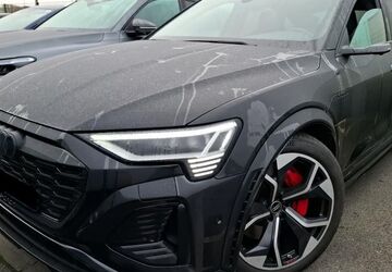 Audi SQ8 e-tron 66.421 km 64.785 &euro; Hagen 58091