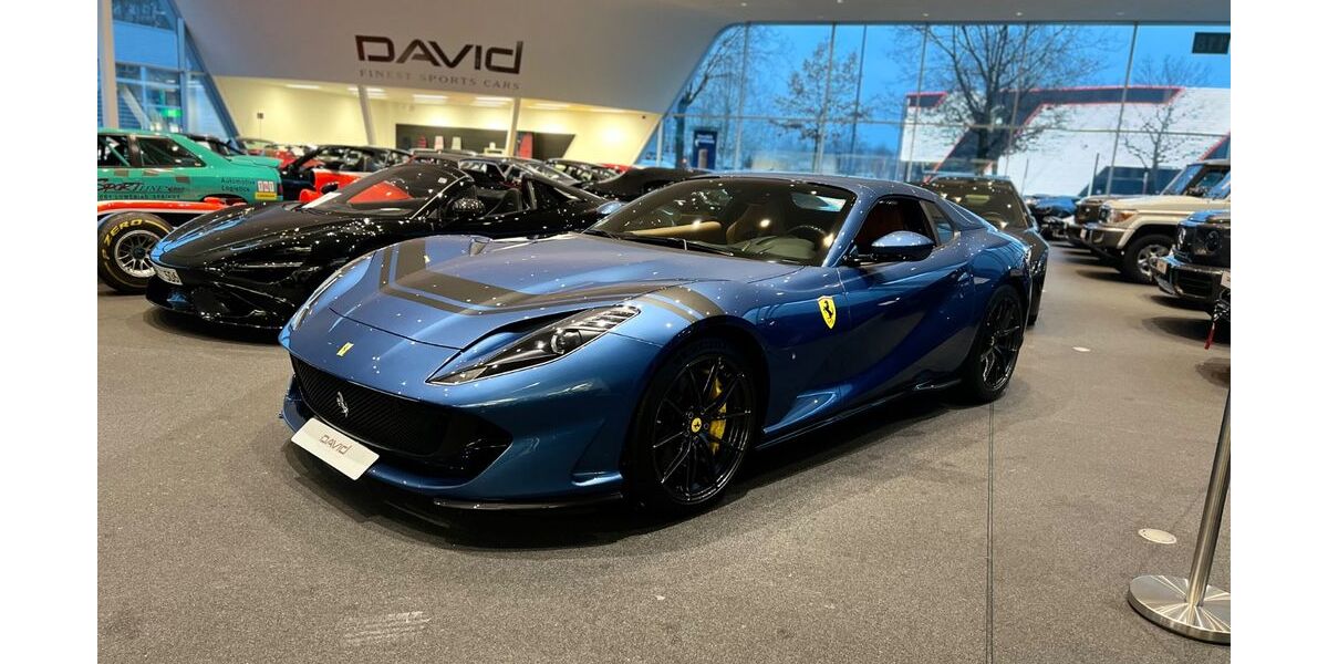 Ferrari 812 1.804 km 579.812 &euro; Hamburg 22047