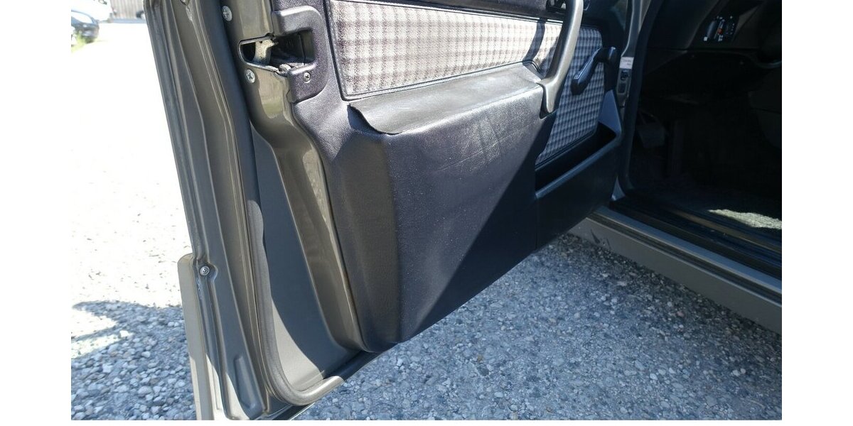 Mercedes-Benz 190 E 2.3 H-Kennz. Oldtimer eSHSD Verschl-t. neu g 212.900 km 7.950 &euro; Neumarkt/OPf 92318