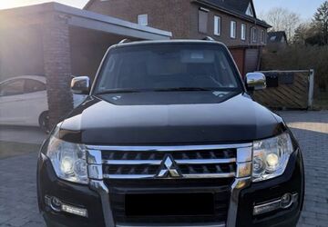 Mitsubishi Pajero 384.900 km 9.900 &euro; Lütjensee 22925