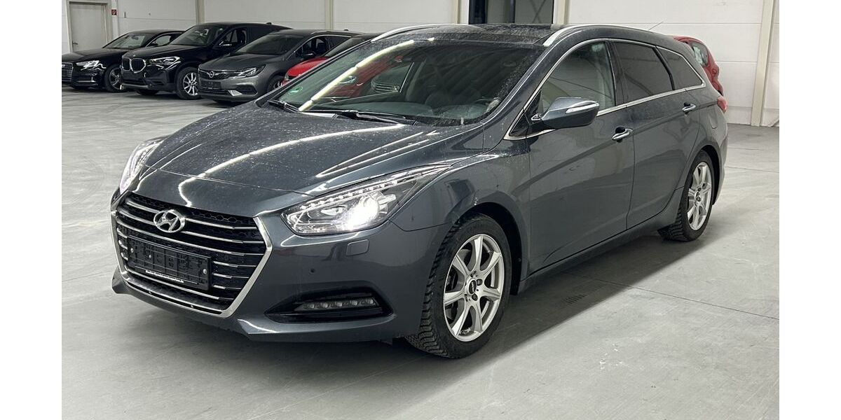 Hyundai i40 68.000 km 14.990 &euro; Königswinter 53639