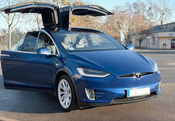 Tesla Model X 185.000 km 42.000 &euro; Magdeburg 39108