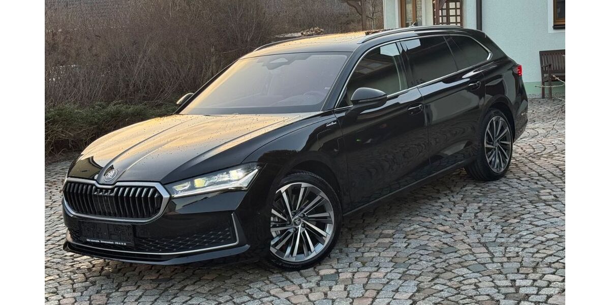 Skoda Superb 10.000 km 44.880 &euro; Schwarzenbach 92720