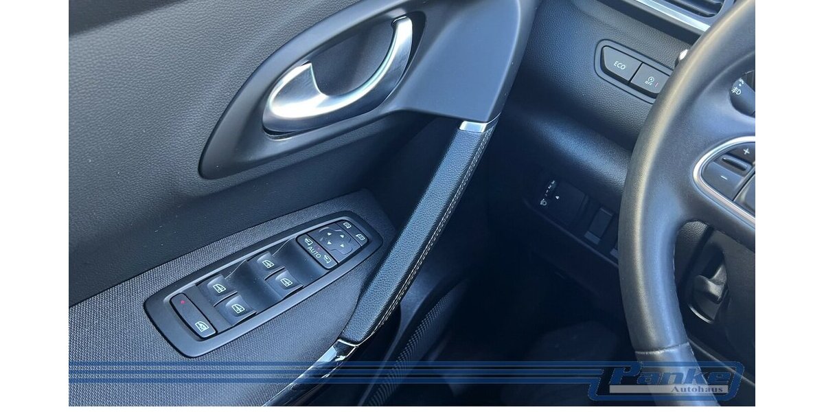 Renault Kadjar Equilibre 1.3*NAV*RFK*LED*S&S*Tempo* 20.000 km 18.990 &euro; Berlin 13187