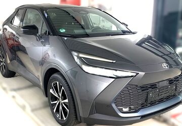 Toyota C-HR 3.900 km 32.990 &euro; Regen 94209