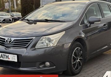 Toyota Avensis 191.583 km 7.990 &euro; Rostock-Warnemünde 18119