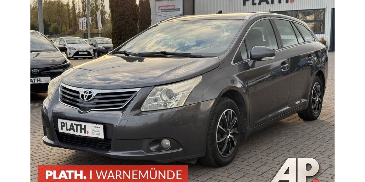 Toyota Avensis 191.583 km 7.990 &euro; Rostock-Warnemünde 18119