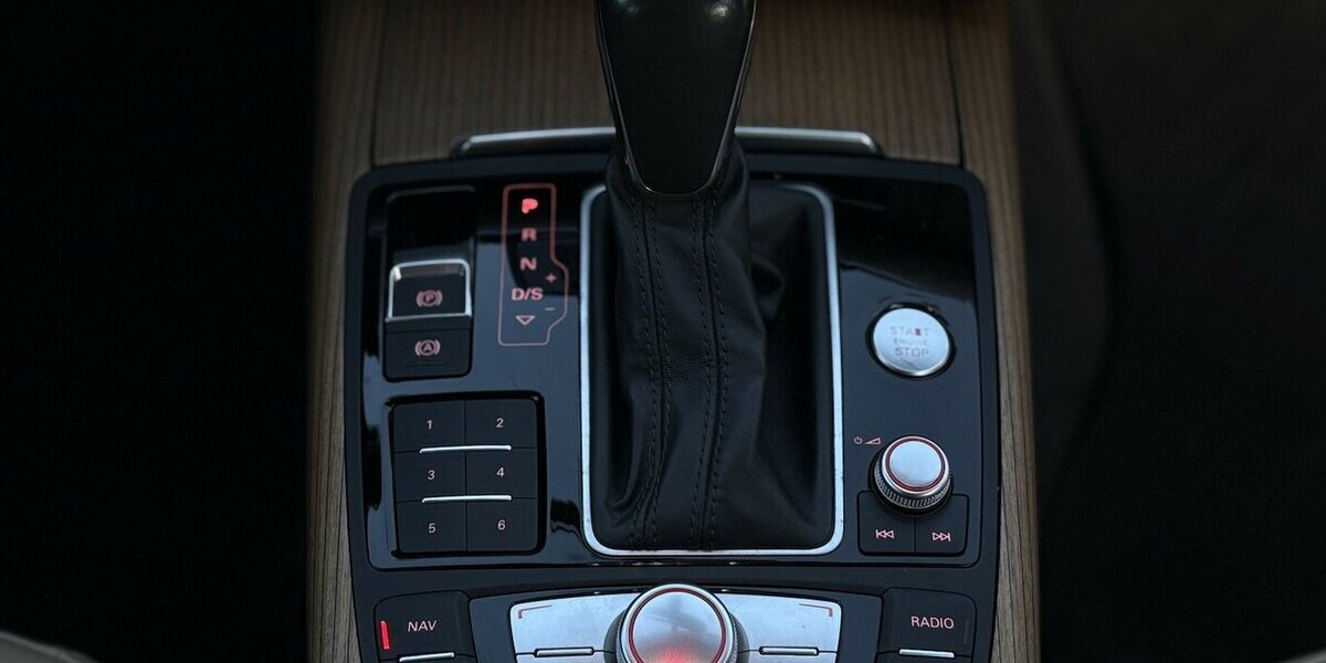 Audi A6 Avant 2.0 TDI Quattro KAMERA/PANO/NAVI/LED 163.139 km 18.900 &euro; Villingen-Schwenningen 78054