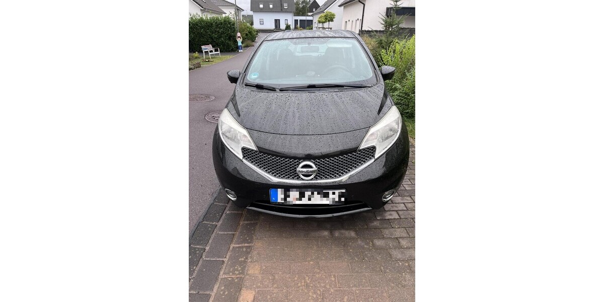 Nissan Note 162.000 km 4.800 &euro; Pellingen 54331