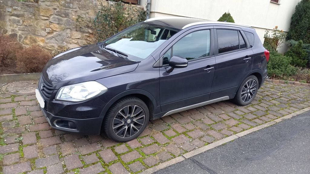 Suzuki (SX4) S-Cross 182.000 km 6.700 &euro; Holle 31188