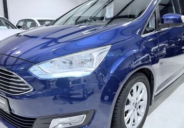 Ford Grand C-Max 121.998 km 12.490 &euro; Paderborn 33102