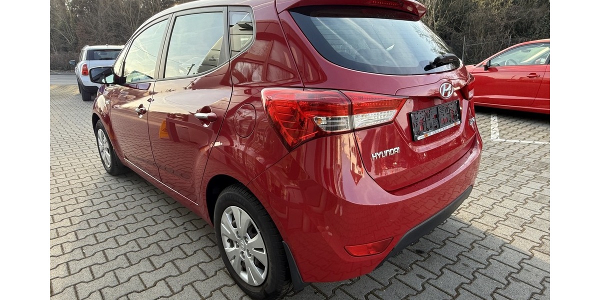 Hyundai ix20 Edition 20 68.500 km 7.990 &euro; Koblenz 56070
