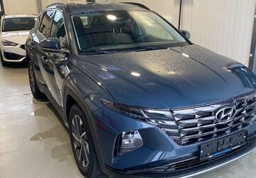 Hyundai TUCSON 14.690 km 30.990 &euro; Trieb 08239