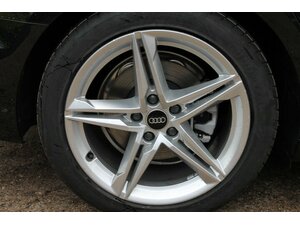 Audi A4 Avant TDi Quatt S-Line Navi AHK Standh Matrix 10.000 km 39.950 &euro; Bonn 53225