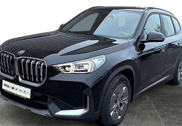 BMW iX1 12.219 km 38.880 &euro; Mühldorf am Inn 84453