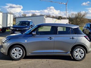 Suzuki Swift 1.2 Hybrid MT Club Klima Navi 2.500 km 17.990 &euro; Obrigheim-Asbach 74847