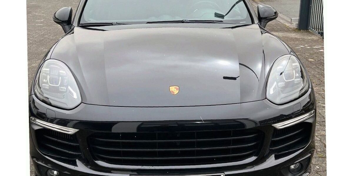 Porsche Cayenne 90.100 km 22.900 &euro; München 81737