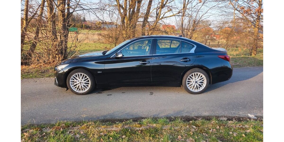 INFINITI Q50 211.000 km 13.900 &euro; Drage 21423