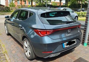 Seat Leon 85.000 km 17.800 &euro; Hamburg 22119