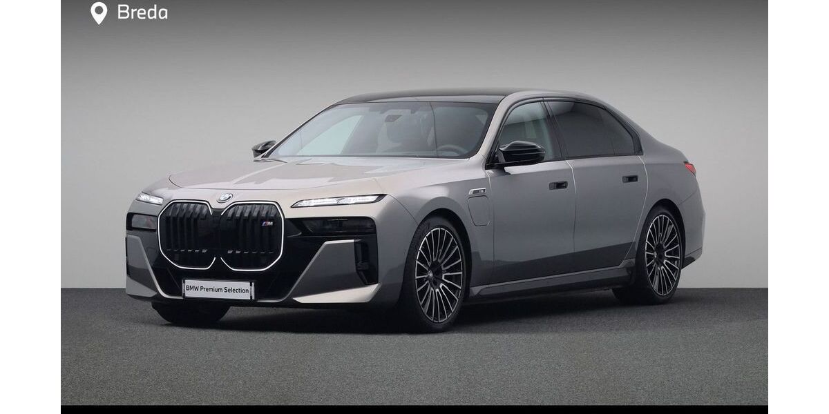 BMW M760 11.105 km 129.359 &euro; Tilburg 