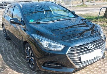 Hyundai i40 146.400 km 8.950 &euro; Pforzheim 75175