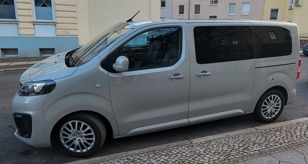 Opel Zafira Life 59.000 km 31.950 &euro; Eberswalde 16225