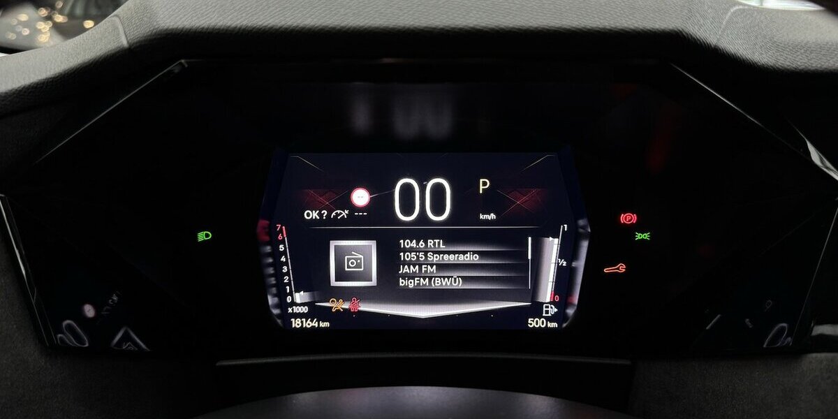 DS Automobiles DS4 130 EAT 8 Performance Line Alcantara 18.162 km 20.320 &euro; Lich 35423
