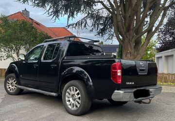 Nissan Navara 169.800 km 13.900 &euro; Wiesbaden 65191