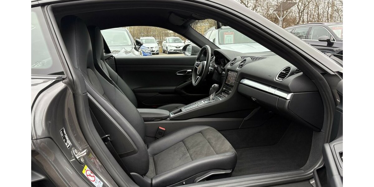 Porsche Cayman 718 KAMERA/NAVIGATION/SITZHEIZUNG 14.510 km 59.900 &euro; Villingen-Schwenningen 78054