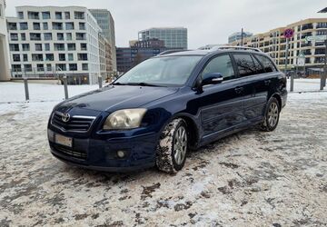 Toyota Avensis 197.000 km 3.999 &euro; Berlin 13347
