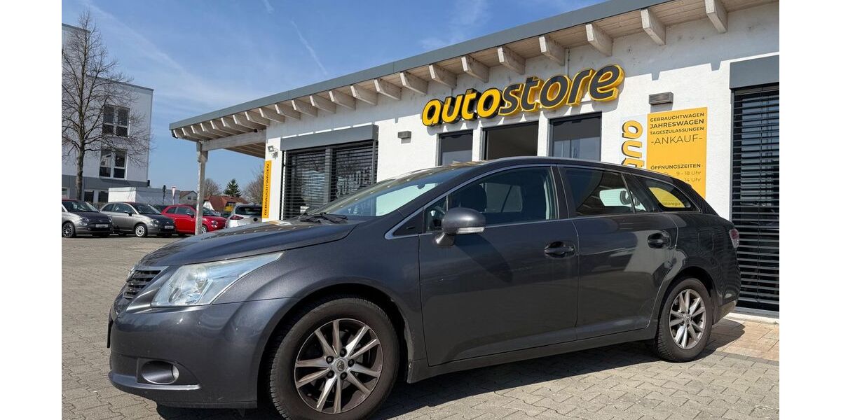 Toyota Avensis 199.300 km 6.900 &euro; Großostheim 63762