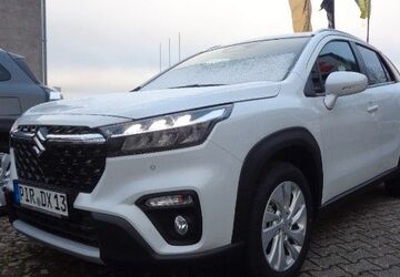 Suzuki (SX4) S-Cross 4.364 km 27.990 &euro; Neustadt in Sachsen 01844