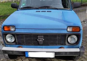 Lada Niva 83.750 km 4.799 &euro; Kolbermoor 83059