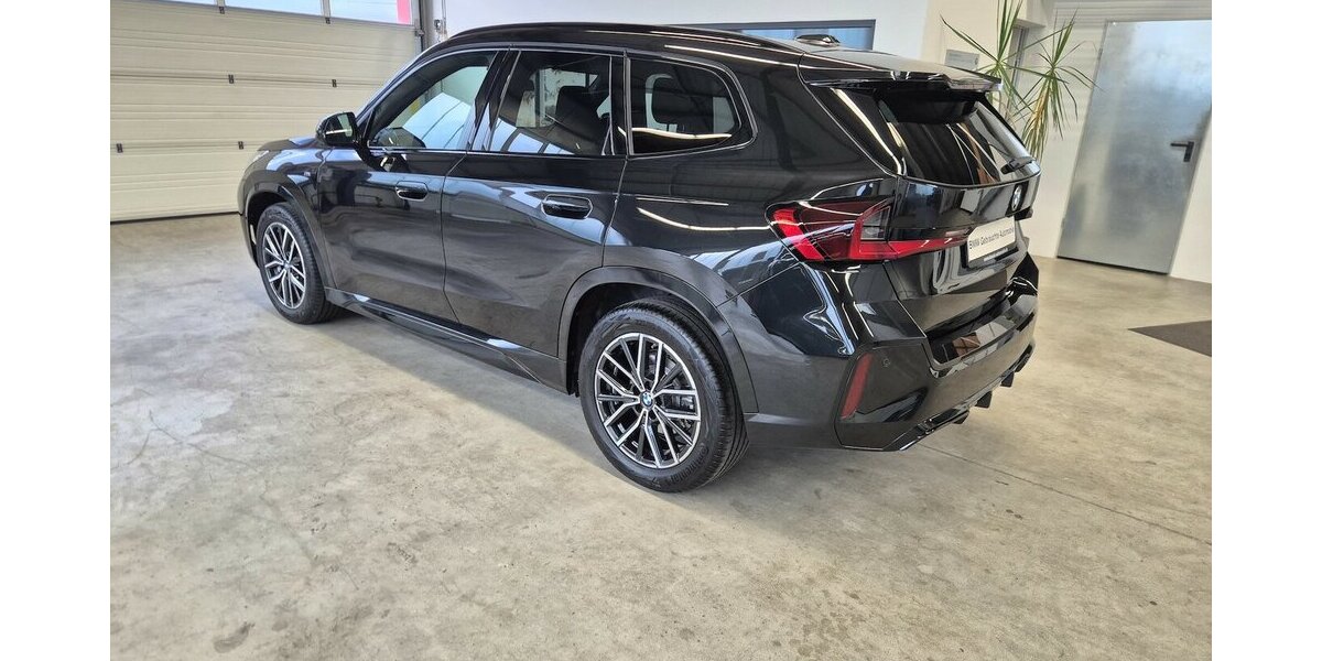 BMW X1 23 d xDrive M Sport 4,99% eff. Jahreszins 17.900 km 44.440 &euro; Eislingen 73054