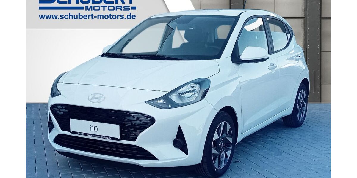 Hyundai i10 5.687 km 15.690 &euro; Magdeburg 39108