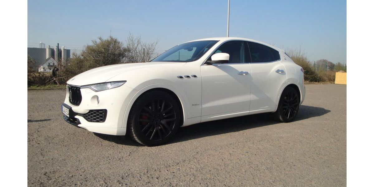 Maserati Levante 152.000 km 35.500 &euro; Melle 49324