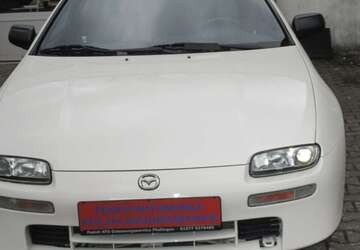 Mazda 323 25.600 km 7.950 &euro; Pfullingen 72793