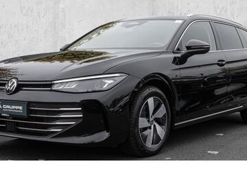 VW Passat 8.409 km 35.680 &euro; Düsseldorf 40474