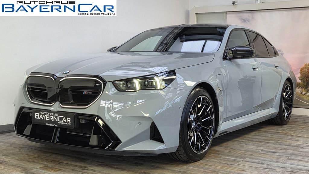 BMW M5 9.974 km 126.489 &euro; Königsbrunn 86343